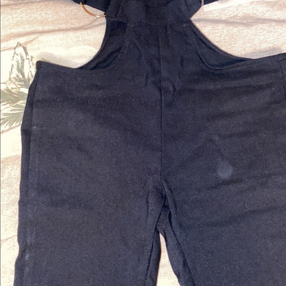 Pair of Shein black woman pants - Picture 3 of 4